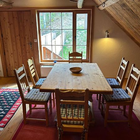 Charmante Gaestewohnung In Altem Bauernhaus In Alpiner Alleinlage Stanz Im Murztal Exterior foto